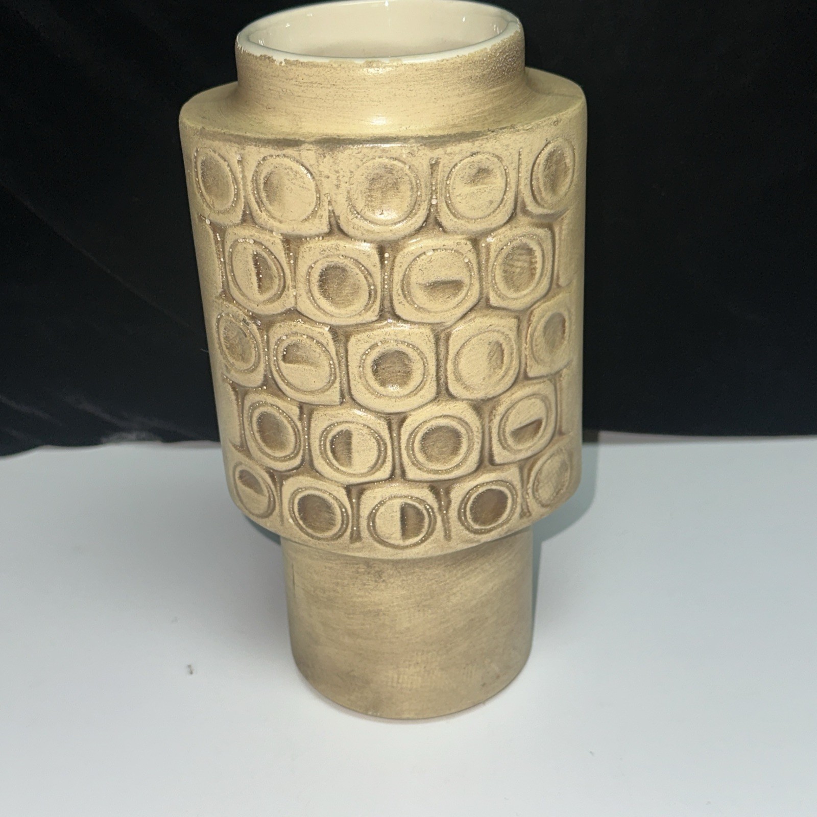 McCoy USA 36 Scandia Mid Century Modern MCM Circles Tall Vase – BEIGE