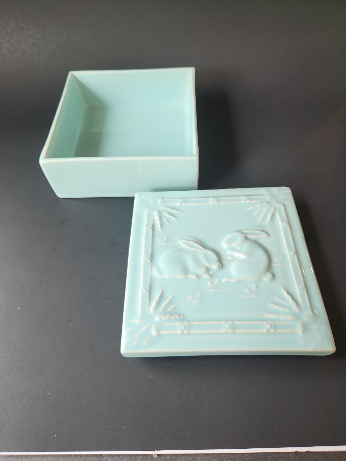 Bordallo Pinheiro Ceramic Lidded Box Bunny Rabbit Blue READ