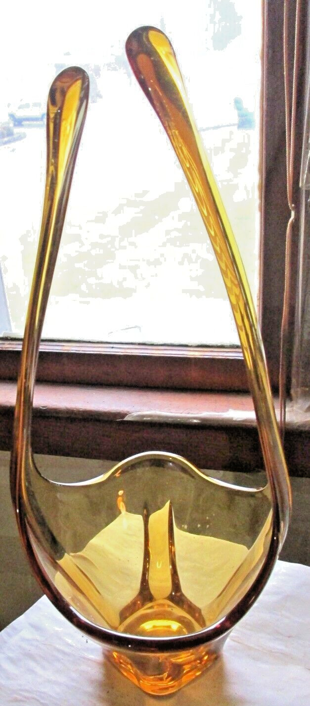 VINTAGE AMBER MURANO RAISED ARMS ART GLASS BASKET, 1 1/2″ X 7 3/8″, 55 Oz. USED