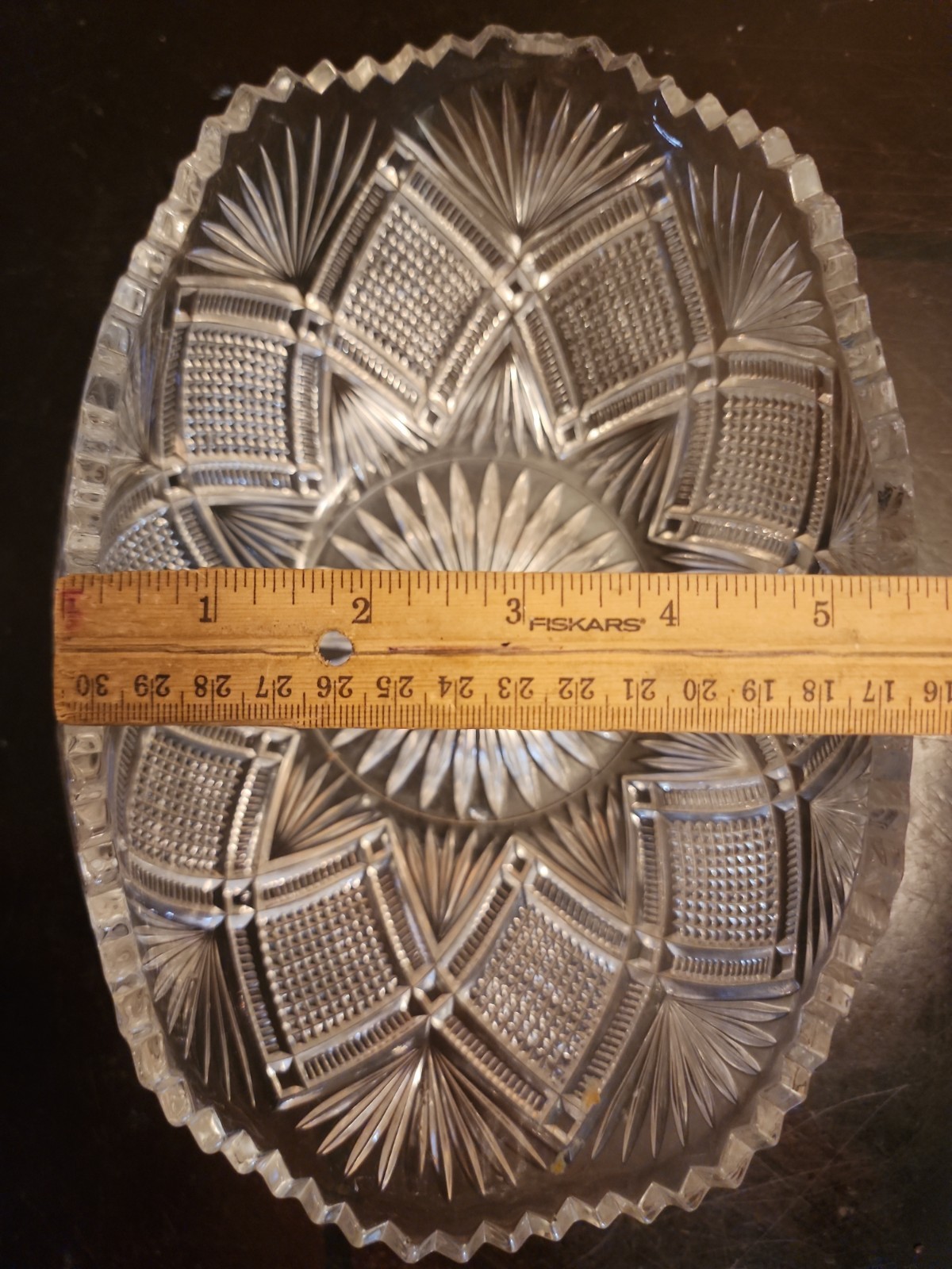 Vintage L.E. Smith Pressed Uranium? Manganese Glass Pineapple Diamond Fan Bowl