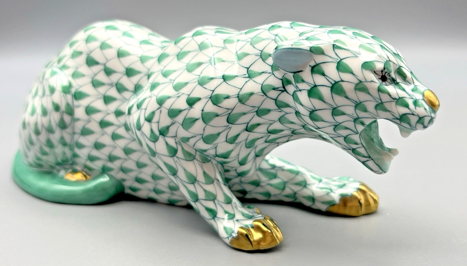 Herend Figurine – Panther / Big Cat – Green Fishnet ($ 1045)