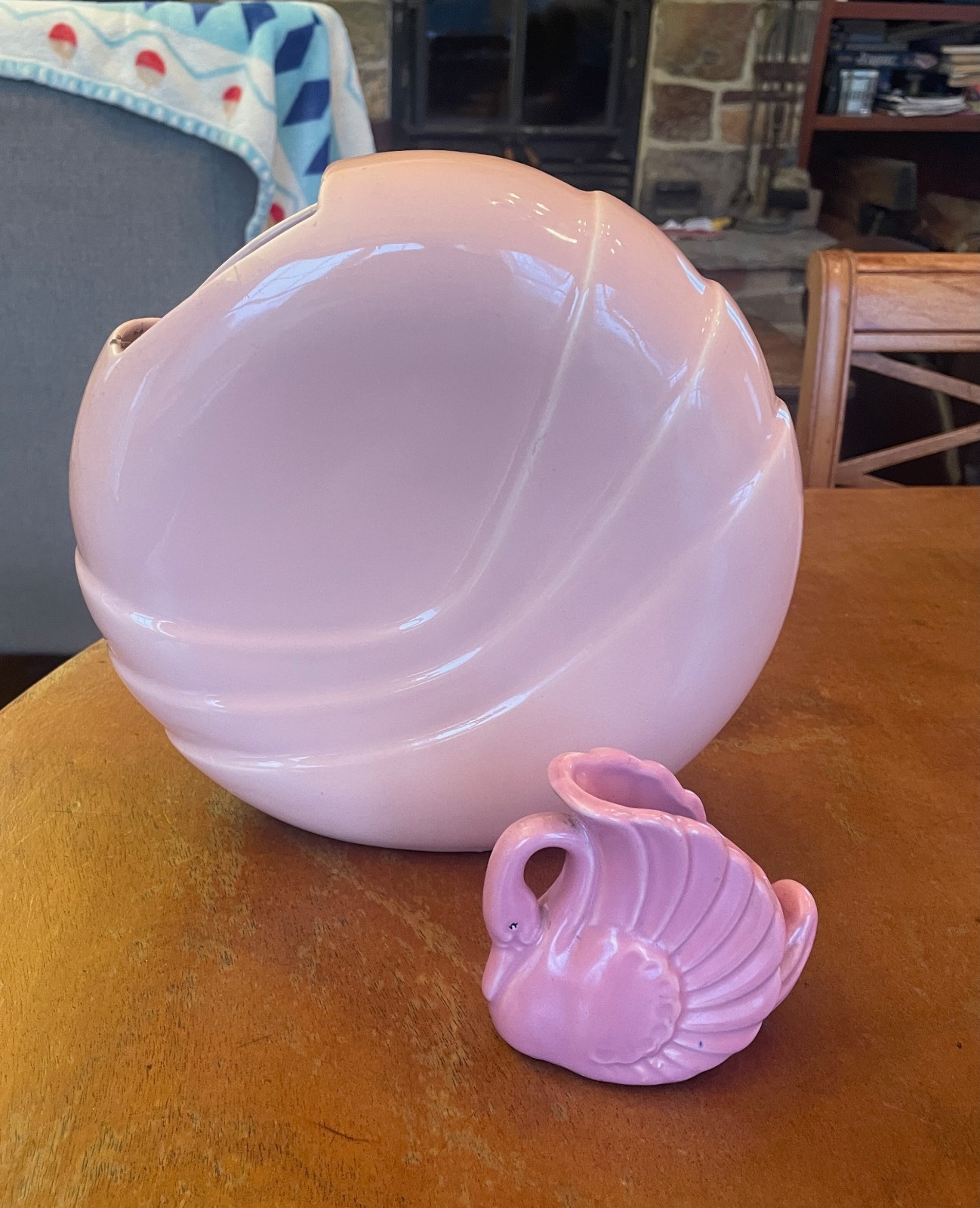 Art Deco Vase and Swan FREE Shipping