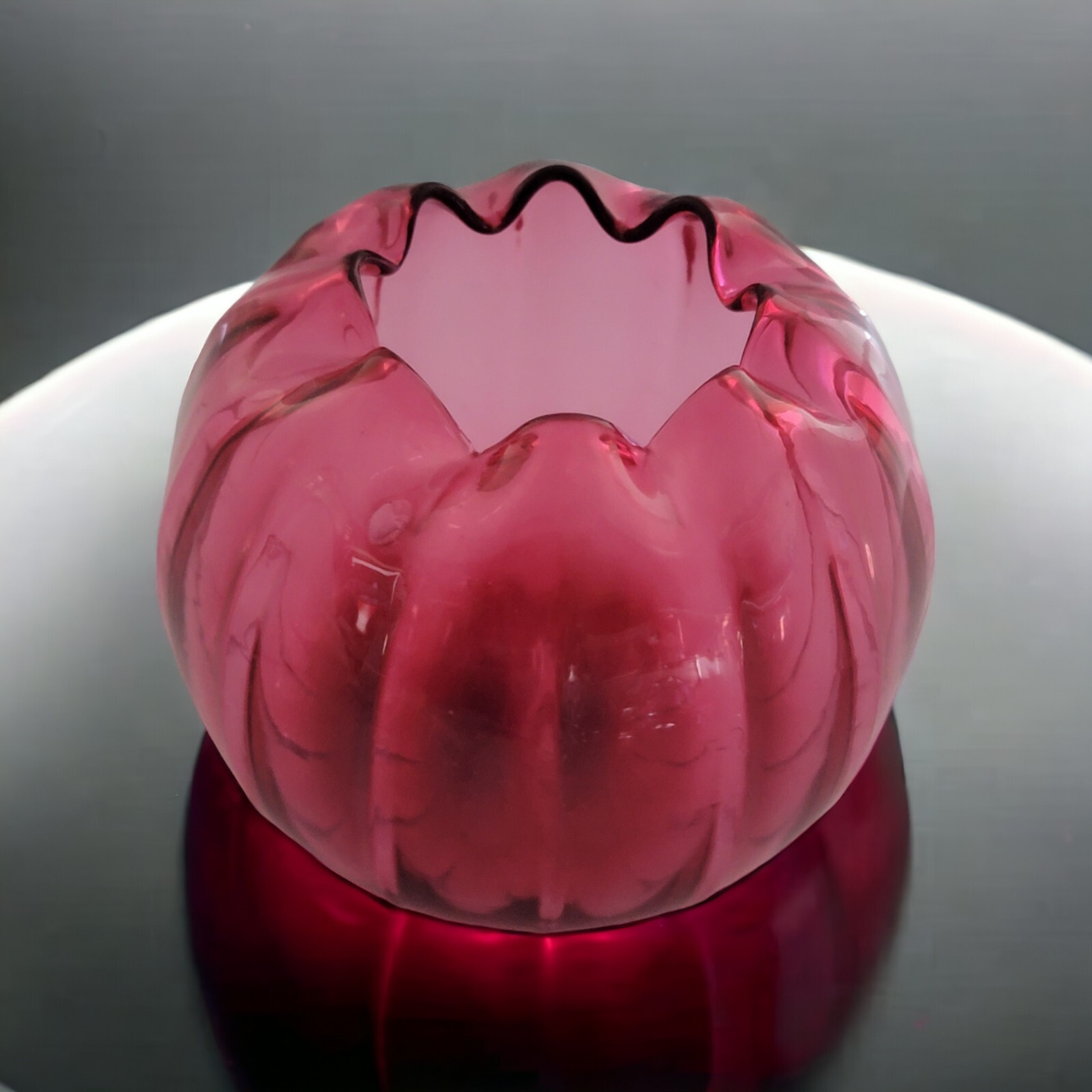 Hand Blown Pink/Cranberry Folded Edge Round Panel Glass Vase Home Decor 4” T