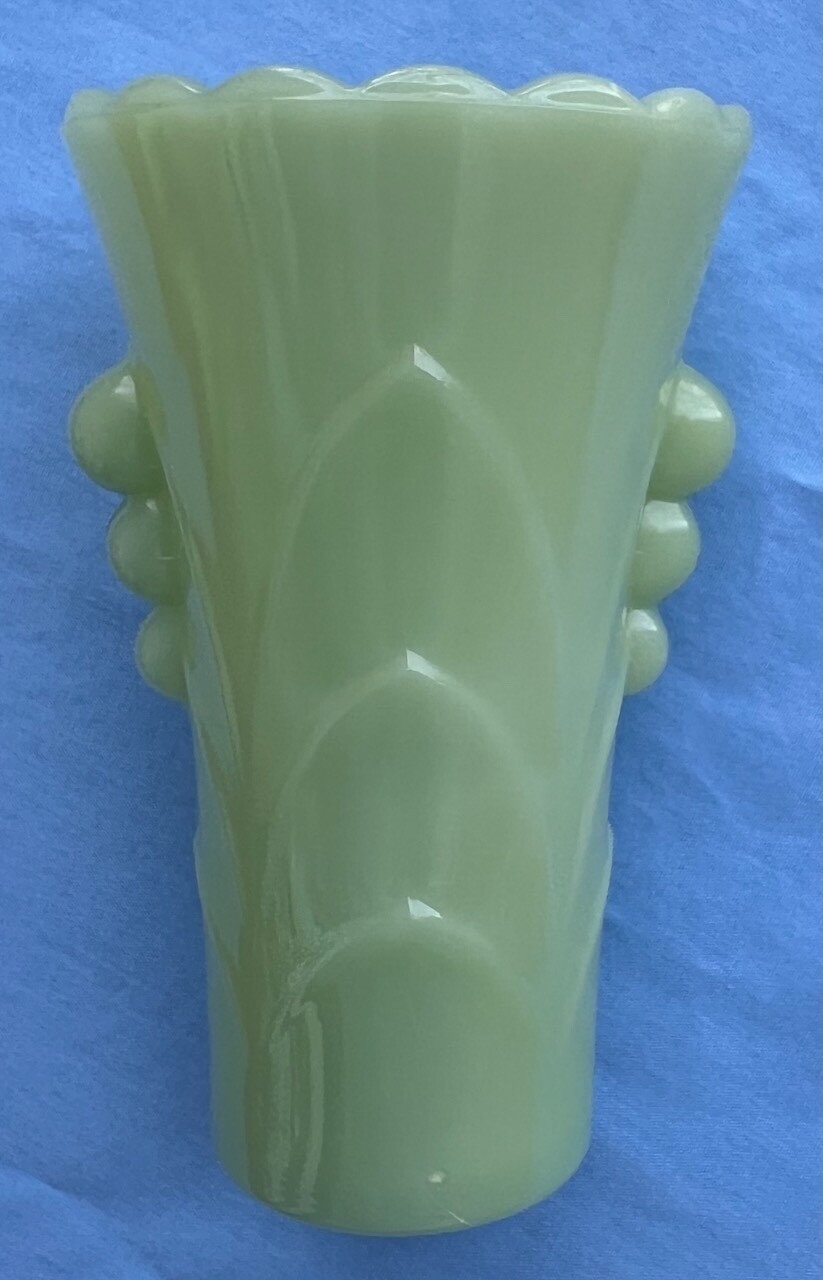 Vintage Uranium Green Jadeite Art Deco Vase Anchor Hocking Fire King Scalloped