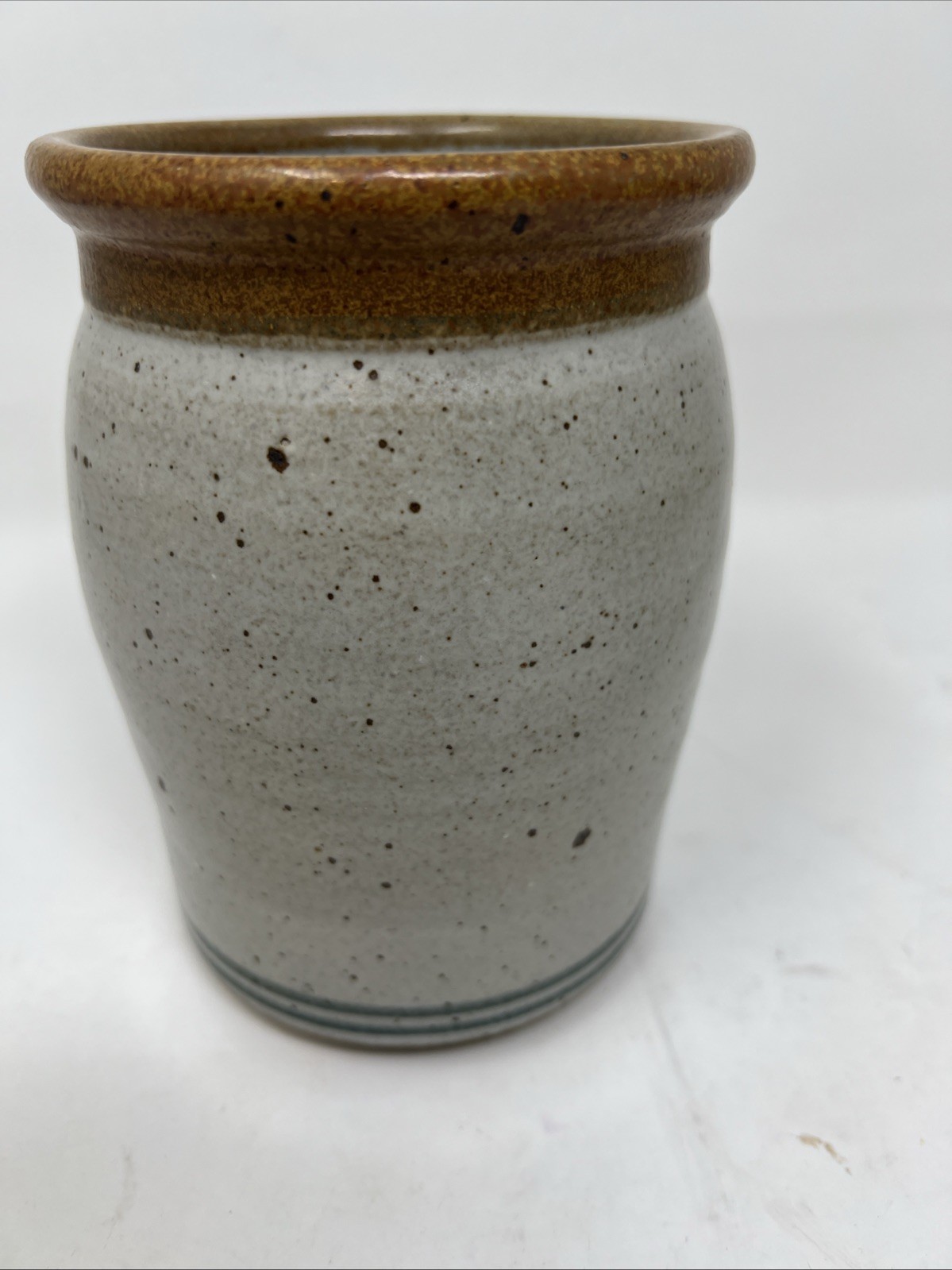 Handmade Pottery Vase Natural Earth tones signed 2007 6 inches tall rim 4 inche