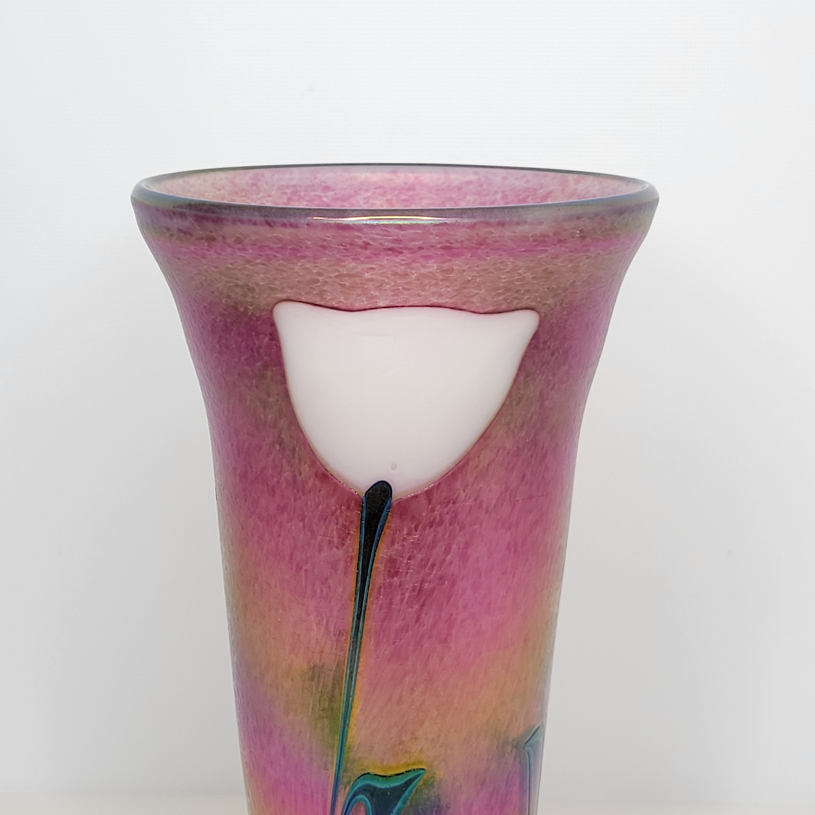 Vintage Robert Held Art Glass Iridescent Tulip Floral Footed Vase 11″ Tall