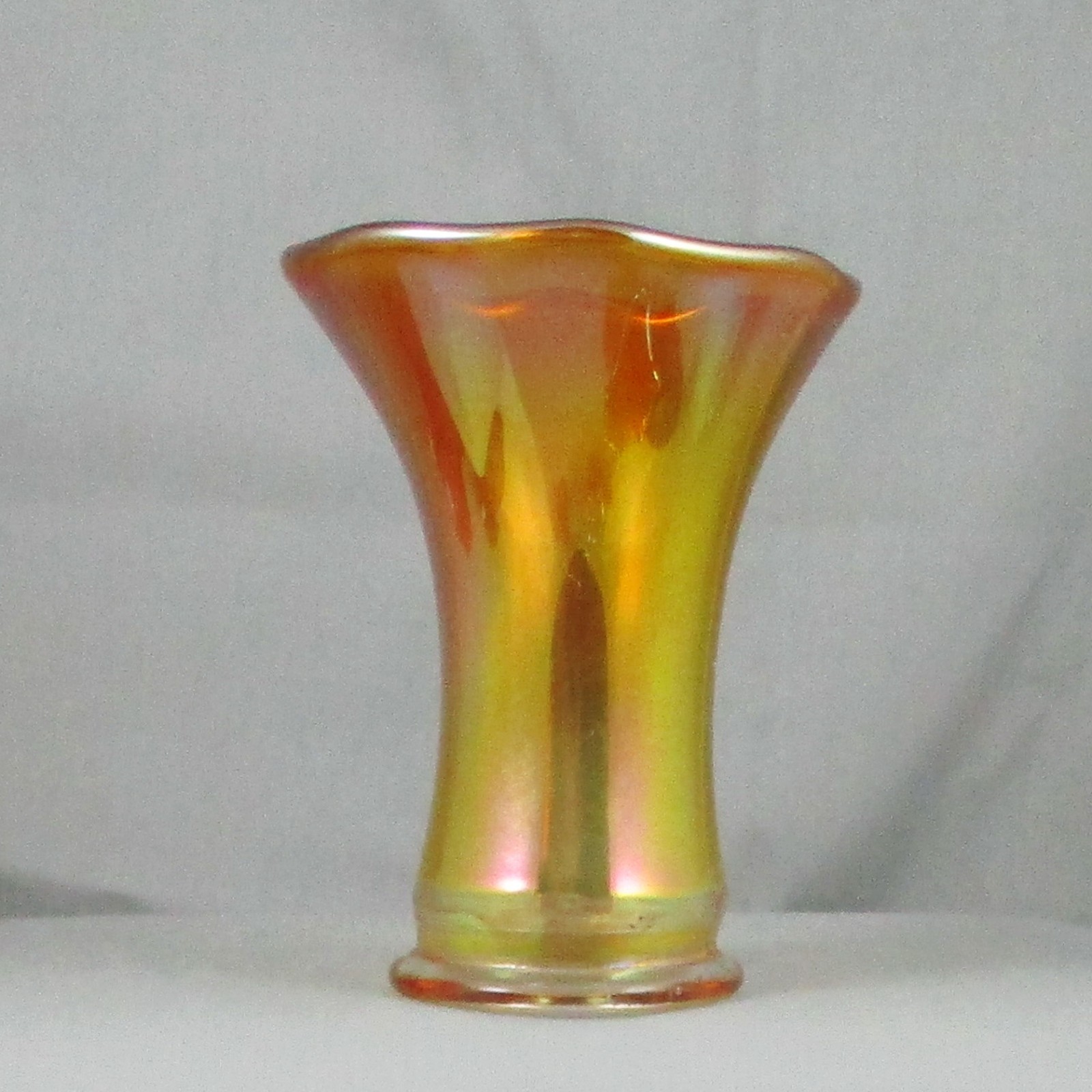IMPERIAL SMOOTH PANELS MARIGOLD CARNIVAL GLASS SQUATTY VASE