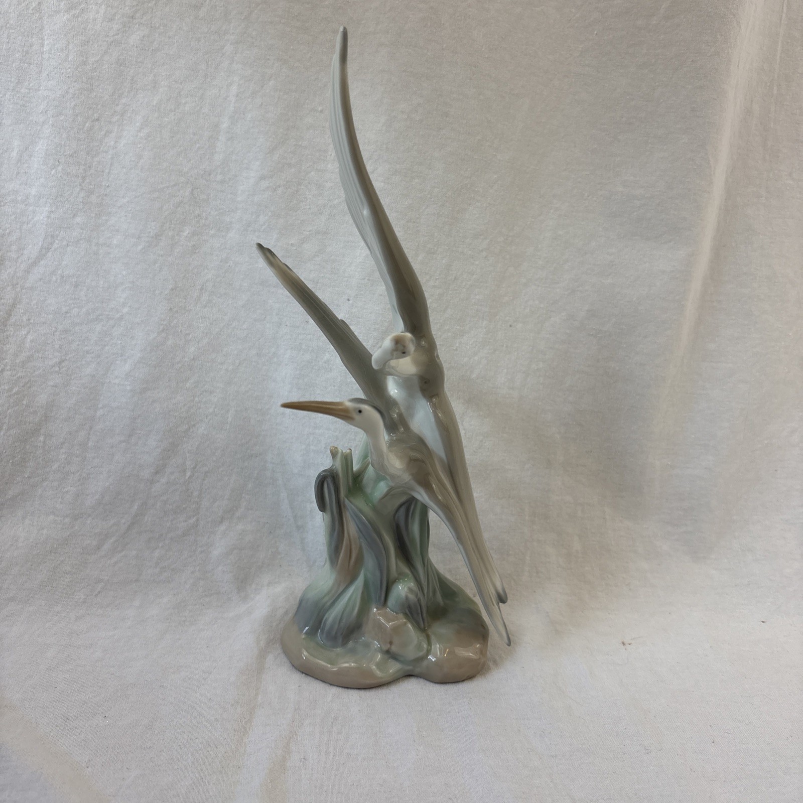 LLADRO NAO SPAIN RARE FIGURINE 2 STORKS / CRANES / HERONS IN FLIGHT