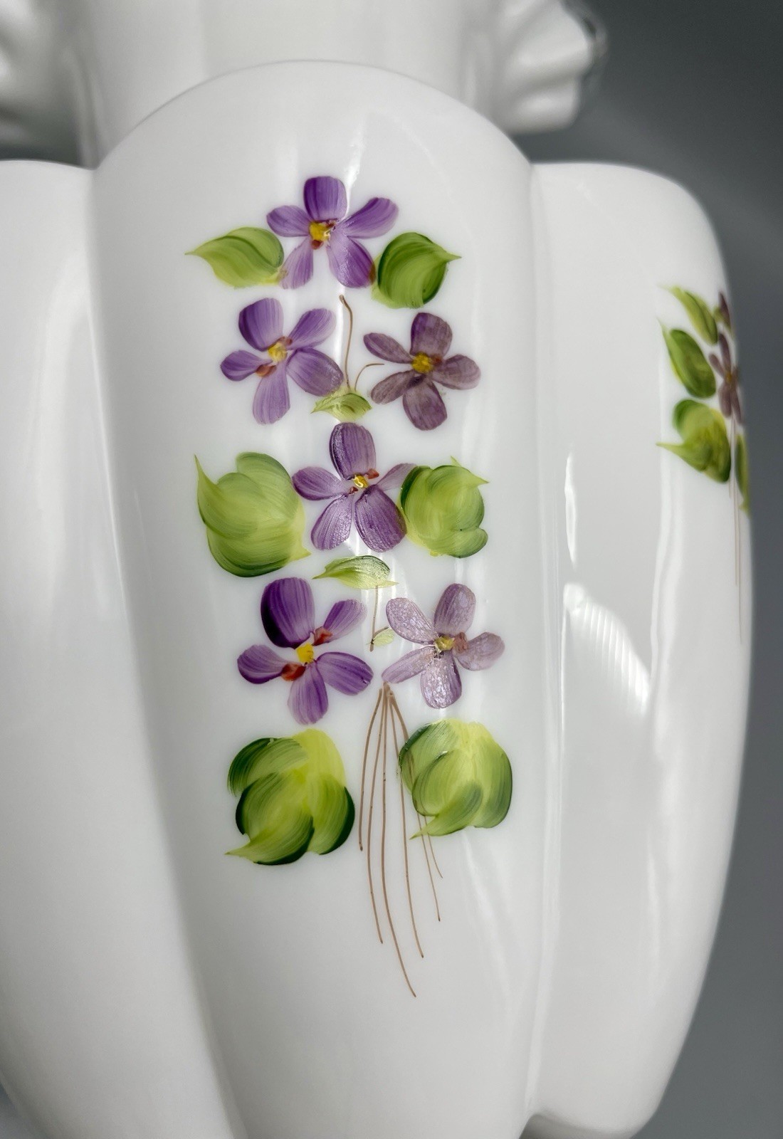 VINTAGE FENTON “VIOLETS IN THE SNOW” SILVER CREST 10″ VASE – Early No Mark