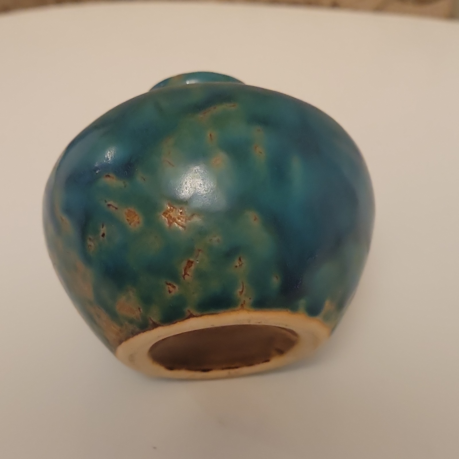 Beautiful handmade studio pottery glazed Ceramic Bud Vase Unsigned