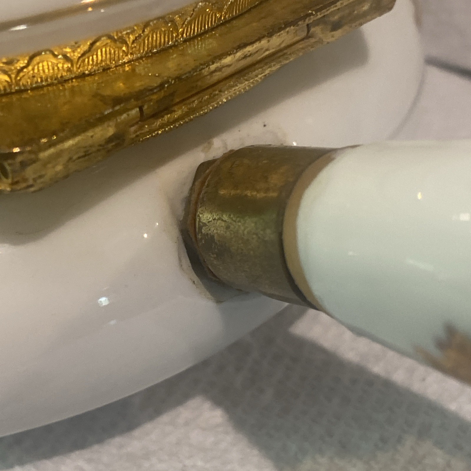 Andrea by Sadek Porcelain Silent Butler: Hinged Crumb Catcher Roses & Gold
