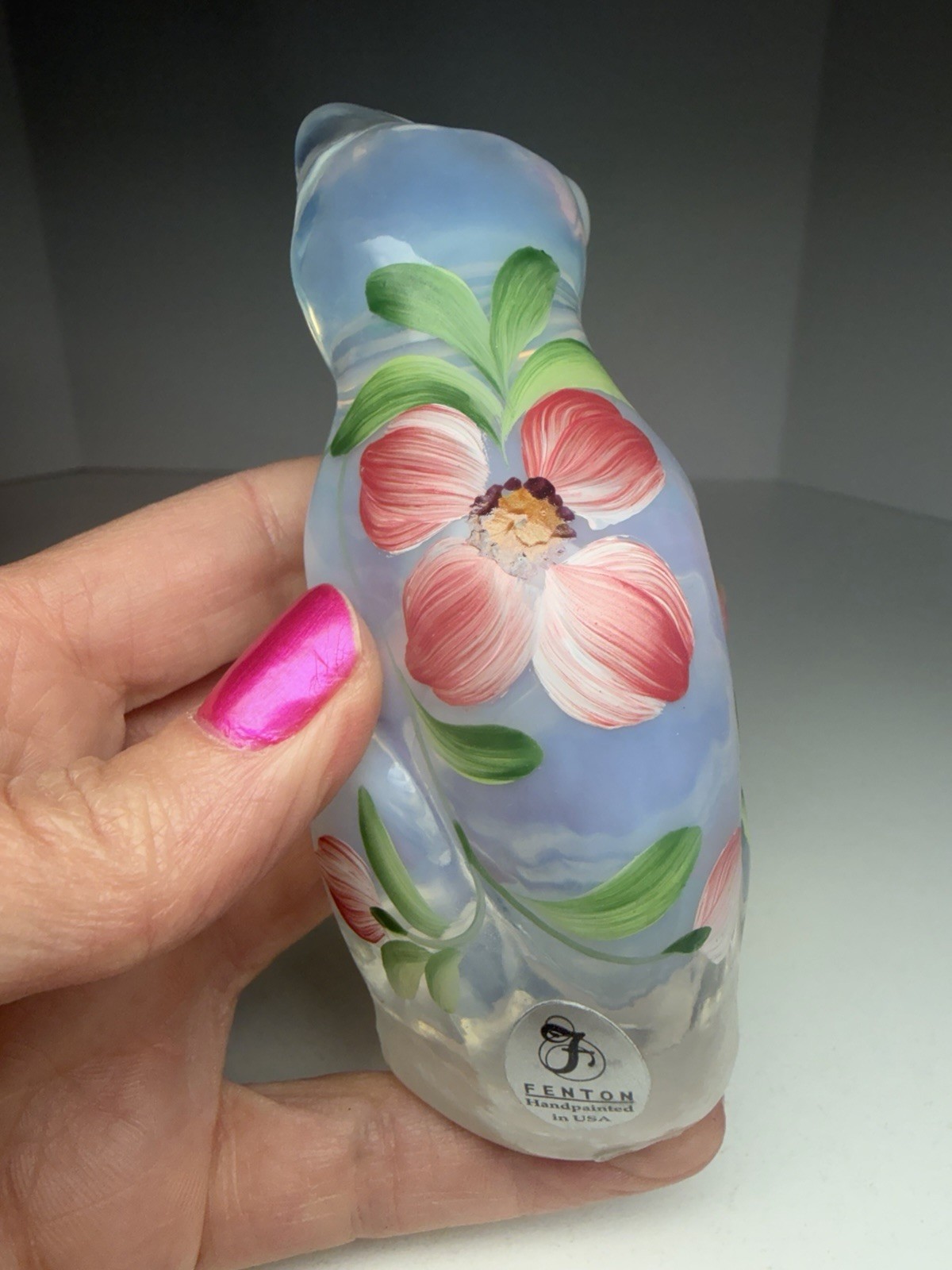 Fenton Grooming Cat Opalescent White Art Glass Figure Signed Flowers, With Box