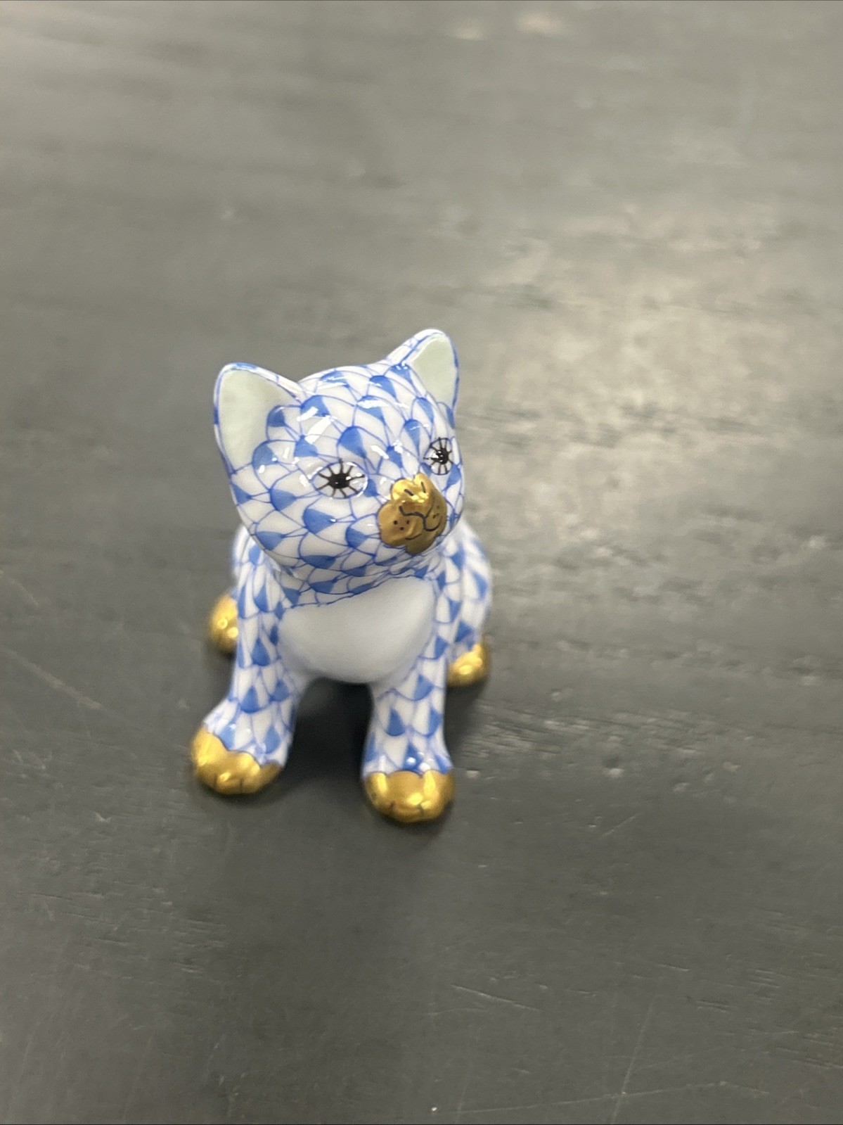 Herend Sitting Kitty Blue