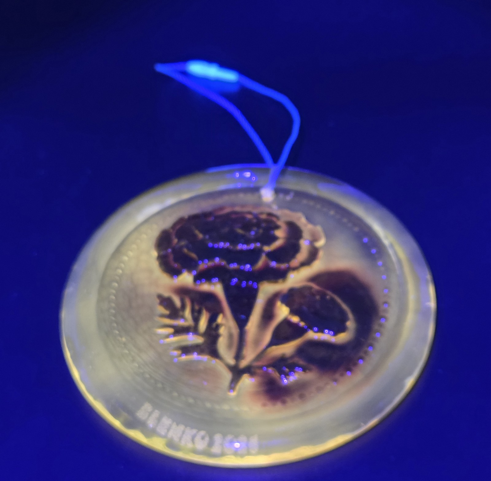 Blenko Marigold 4″ Sun Catcher/Paperweight Citrine/Yellow 2026 Cadmium UV Glow