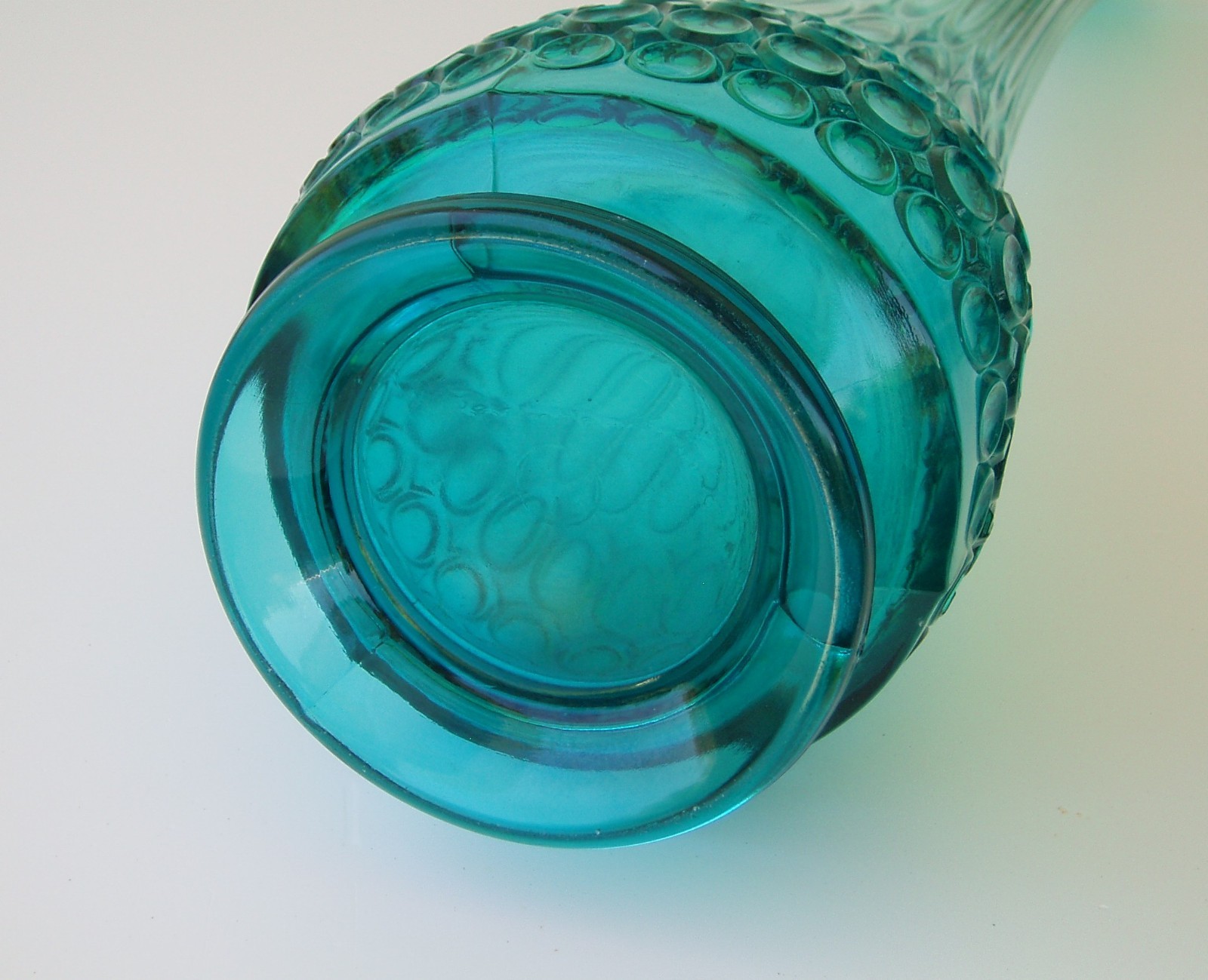 Vintage LE Smith Peacock Blue Glass Thousand Eyes Swung Vase Large 20 3/8″T MCM