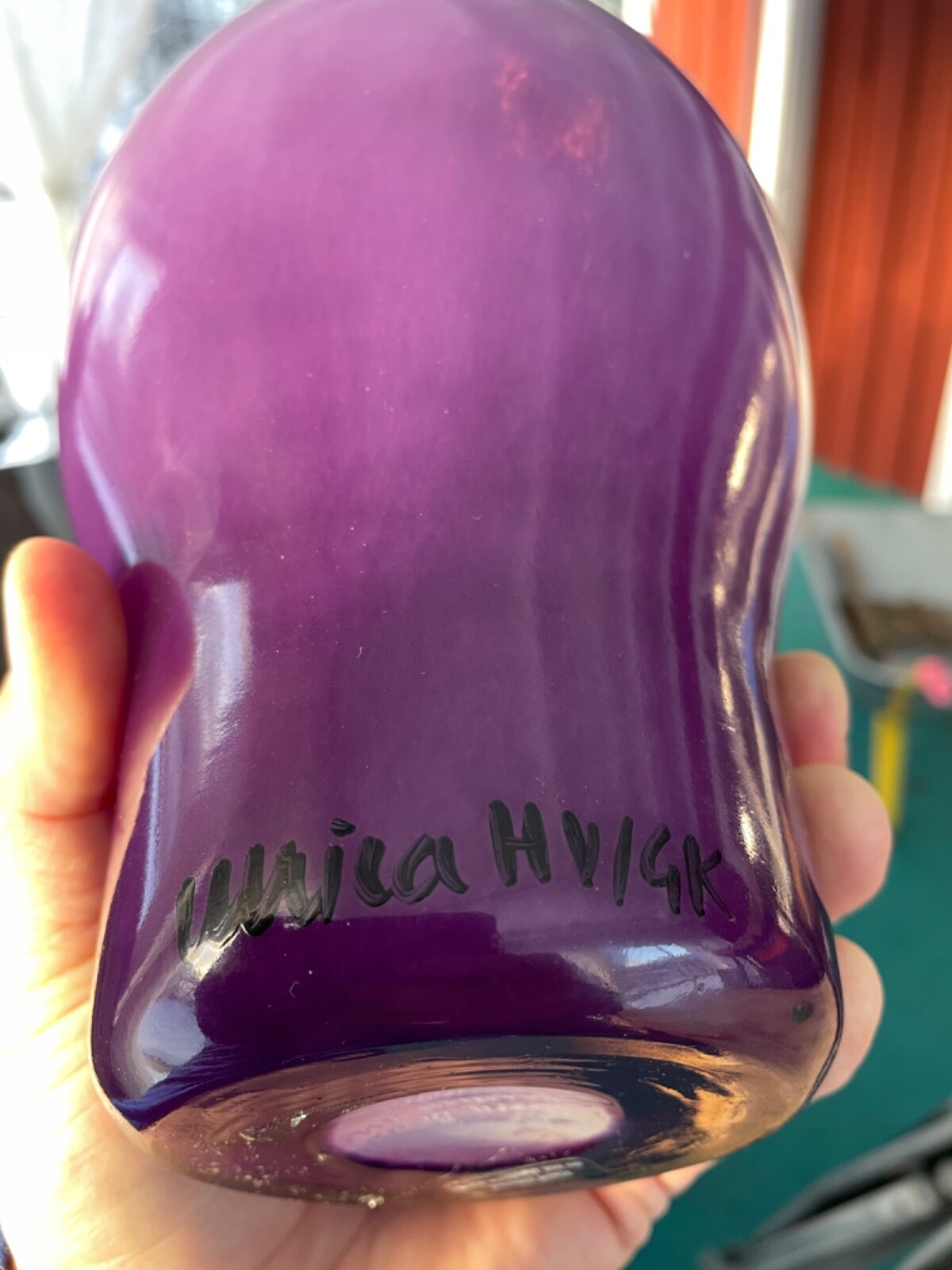 Kosta boda@Open minds@Ulrica Hydman Vallien@purple vase 26cm high@