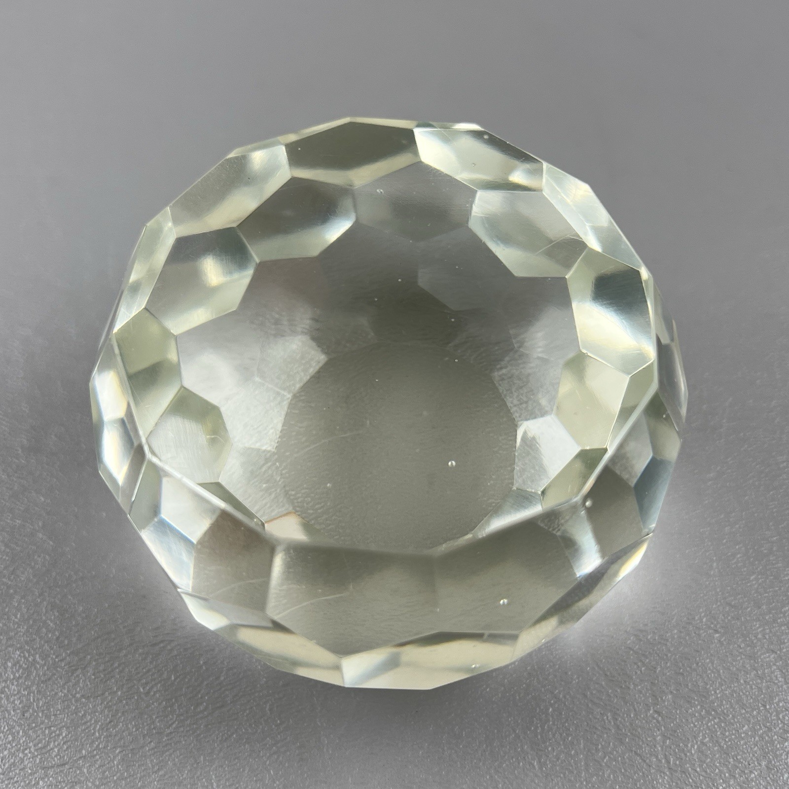 Multi Faceted Geometric Art Glass Sphere Paperweight 3″x2.5″ Honeycomb