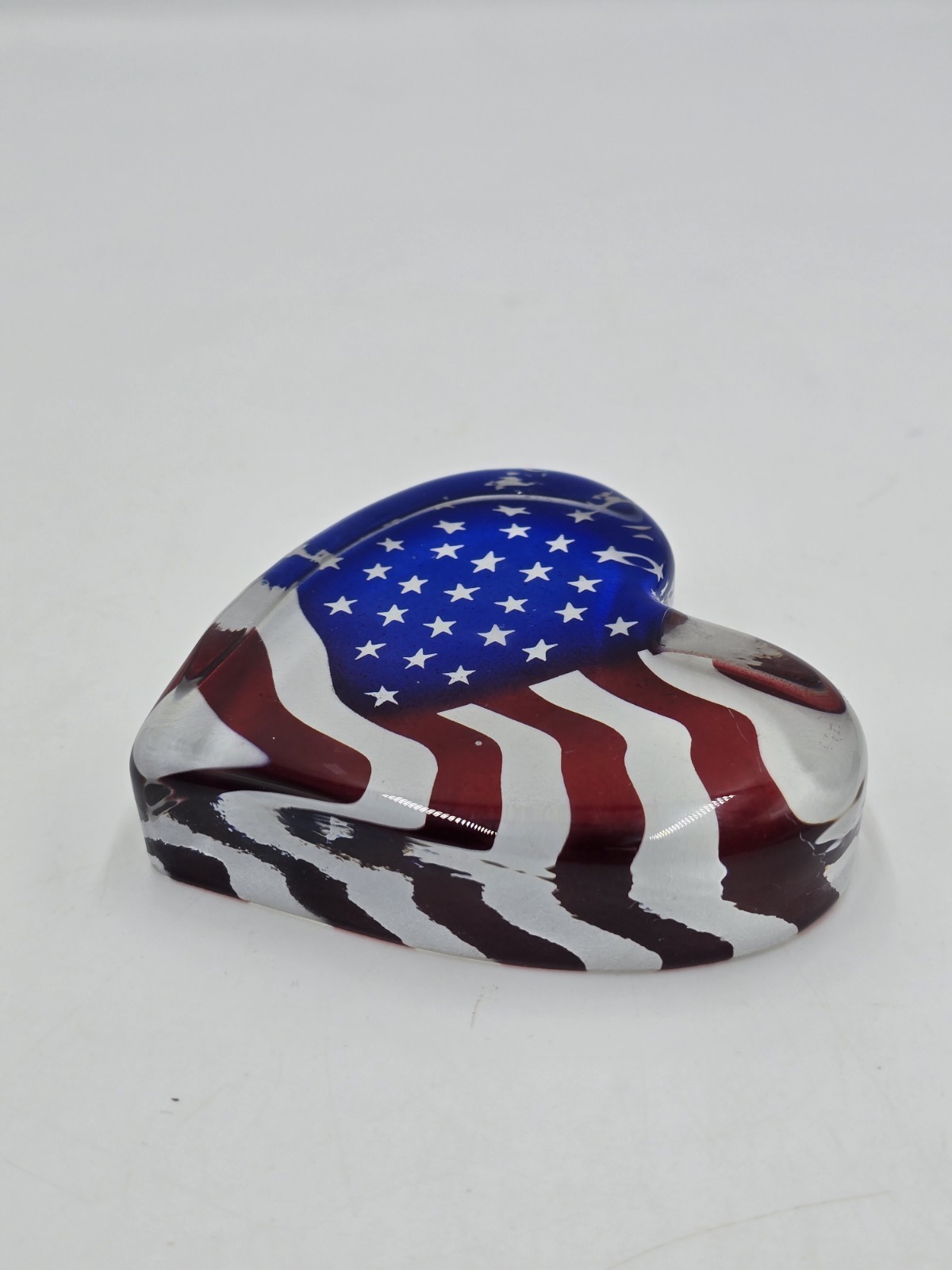 Fenton American Flag Heart Paperweight Patriotic USA Art Glass Signed 4″