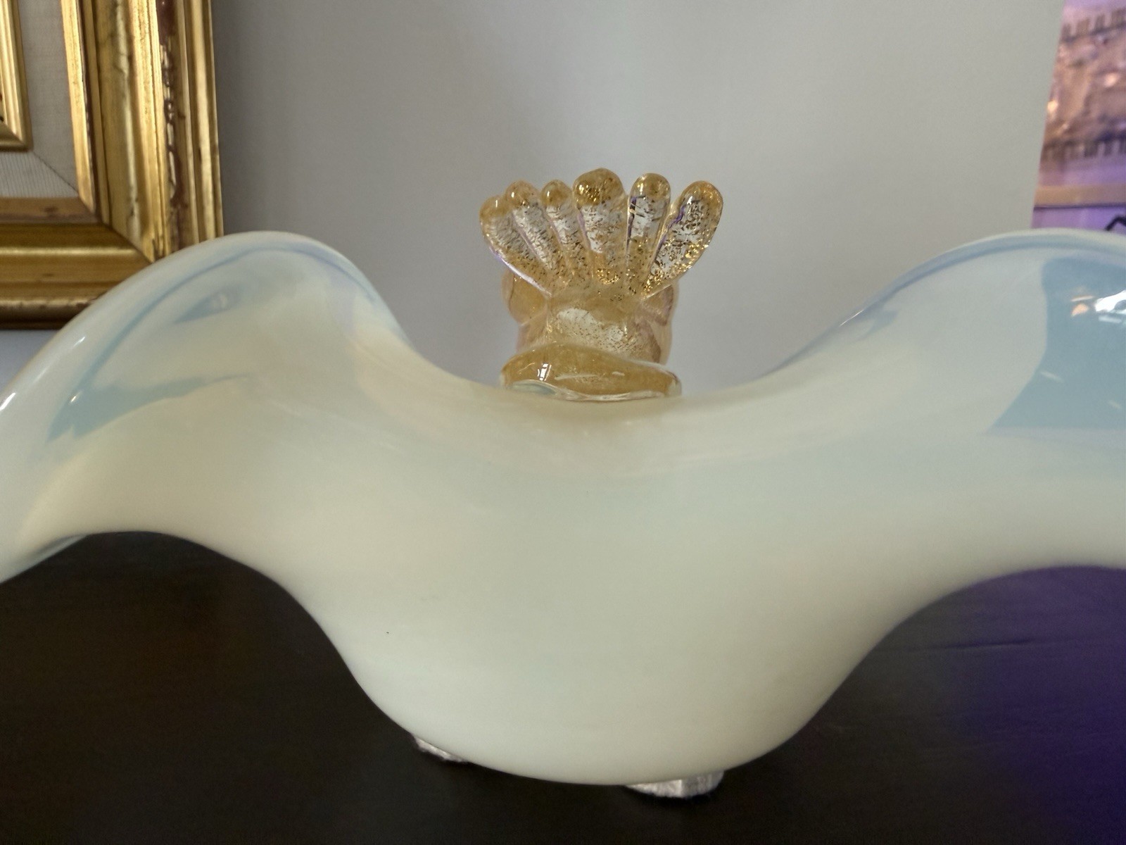 Mid 20th Century Murano Attributed Opalescent Glass Bowl Perchin Gold Fleck Bird