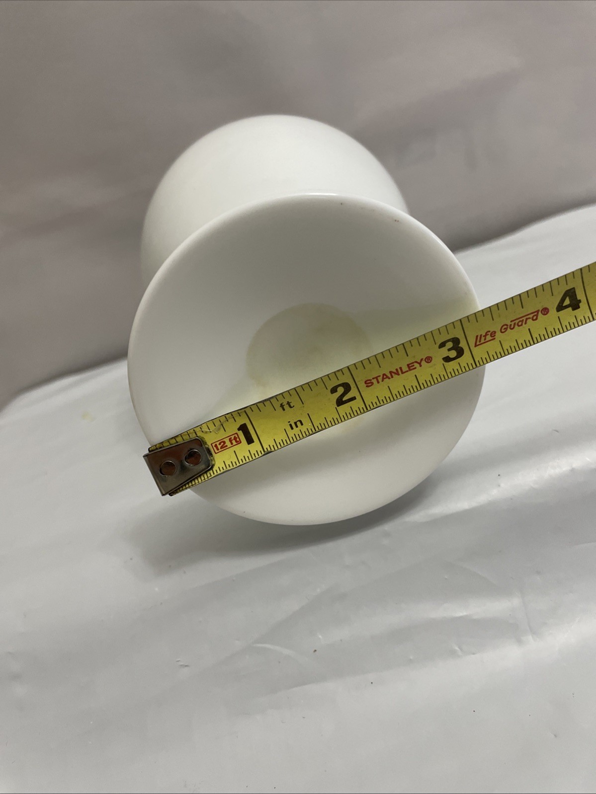 Gunnar Ander Lindshammar White Glass Vase 9.75”T