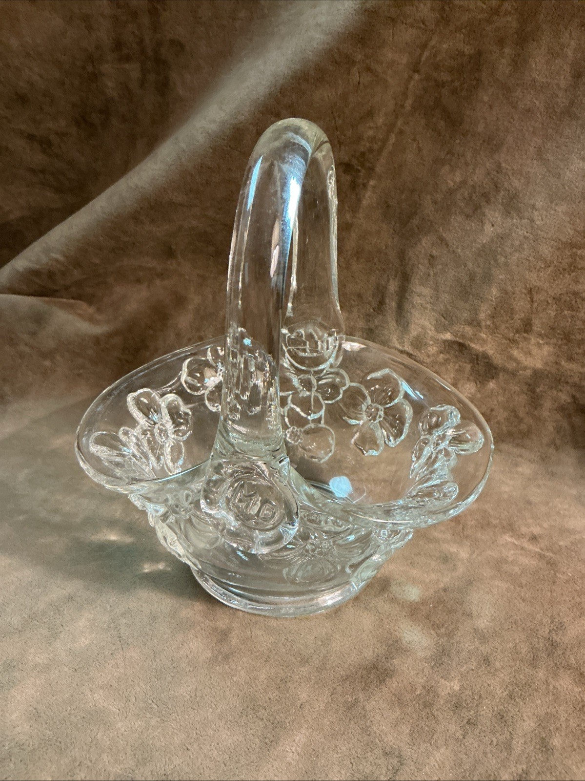 Indiana tiara glass products small Dogwood pattern basket vase signed MD clear
