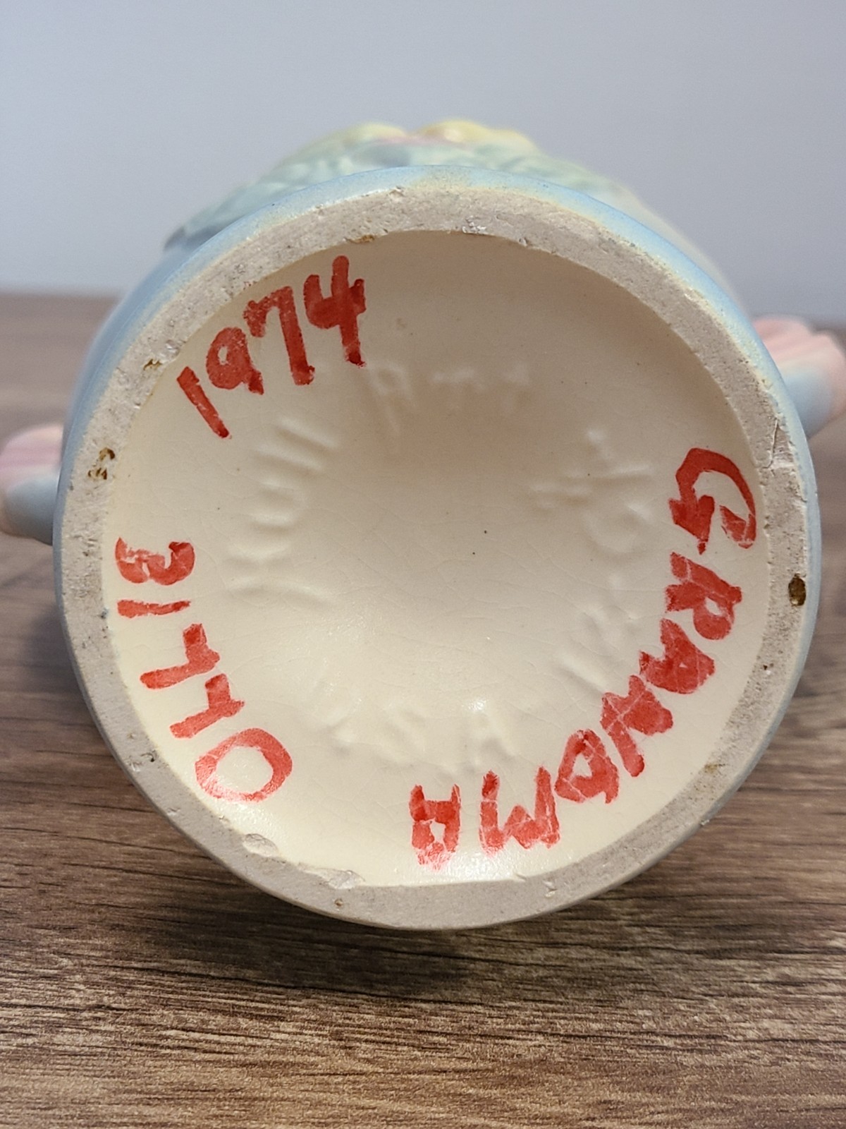 Hull Vase Art Pottery Fan Vase Magnolia 12-6 1/2 Inch 1940s USA Vtg