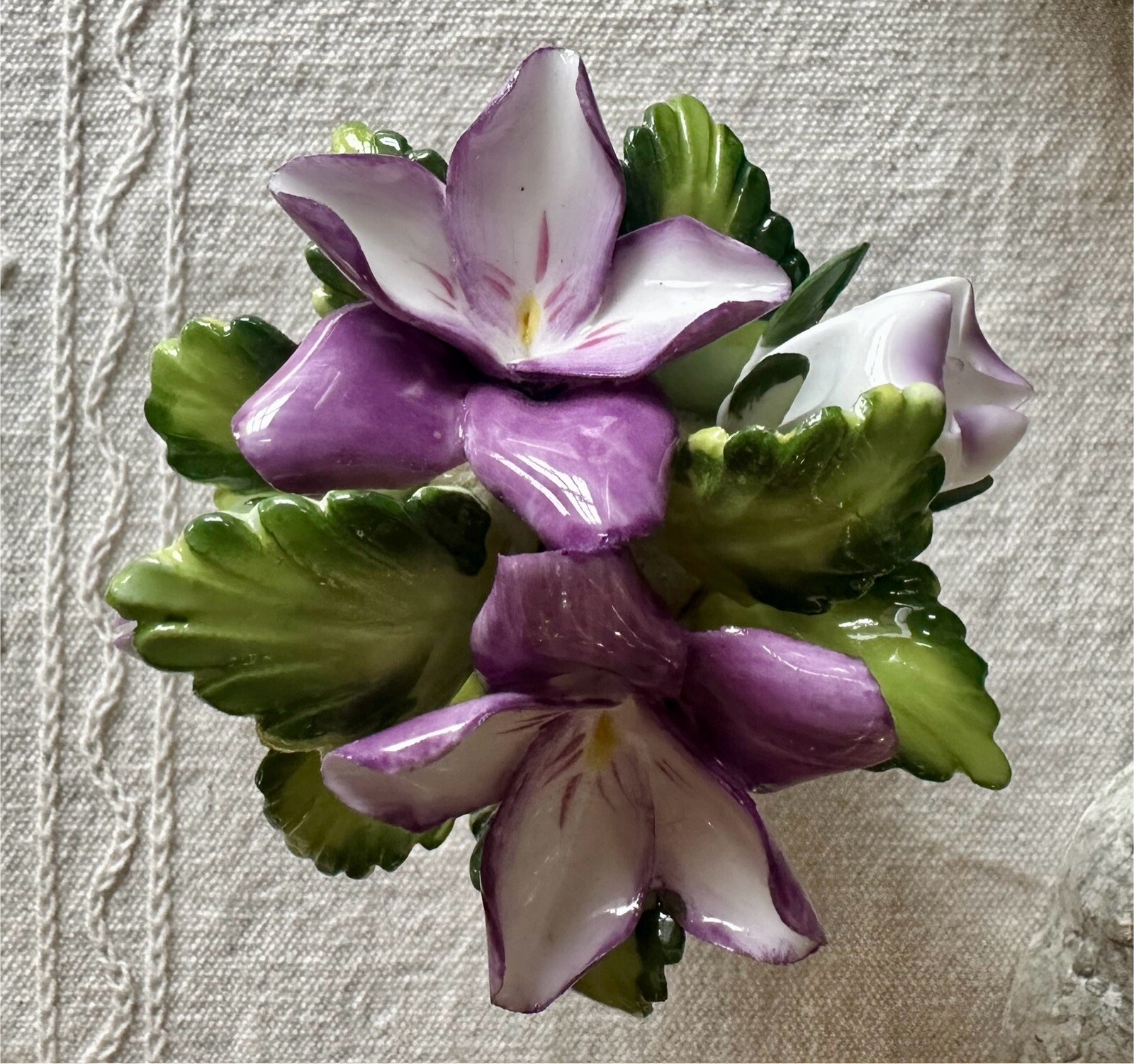 VTG Radnor Staffordshire England Bone China Purple Flowers In Silver plate Urn