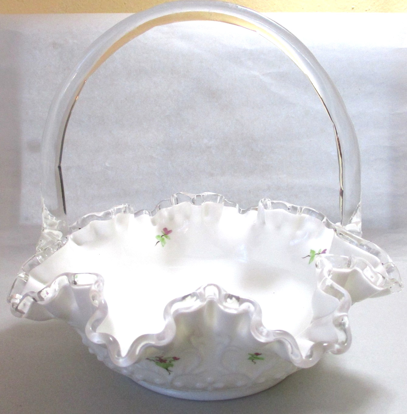 VINTAGE FENTON SILVERCREST BASKET,VIOLETS IN THE SNOW,SIGNED STACY MEUNIER