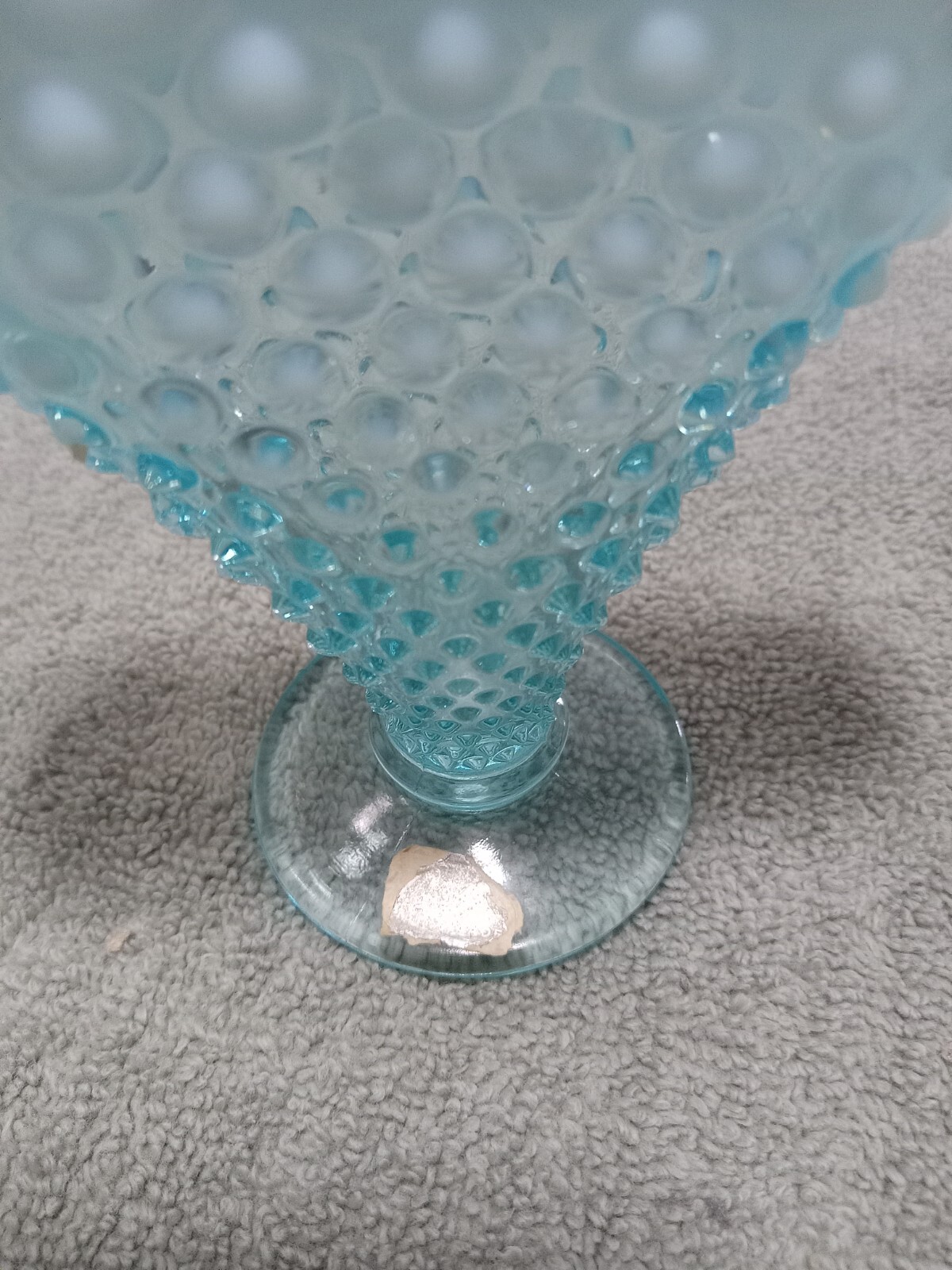 Beautiful Vintage Fenton Blue Opalescent Fan Hobnail Vase Aqua Blue 4″ Tall