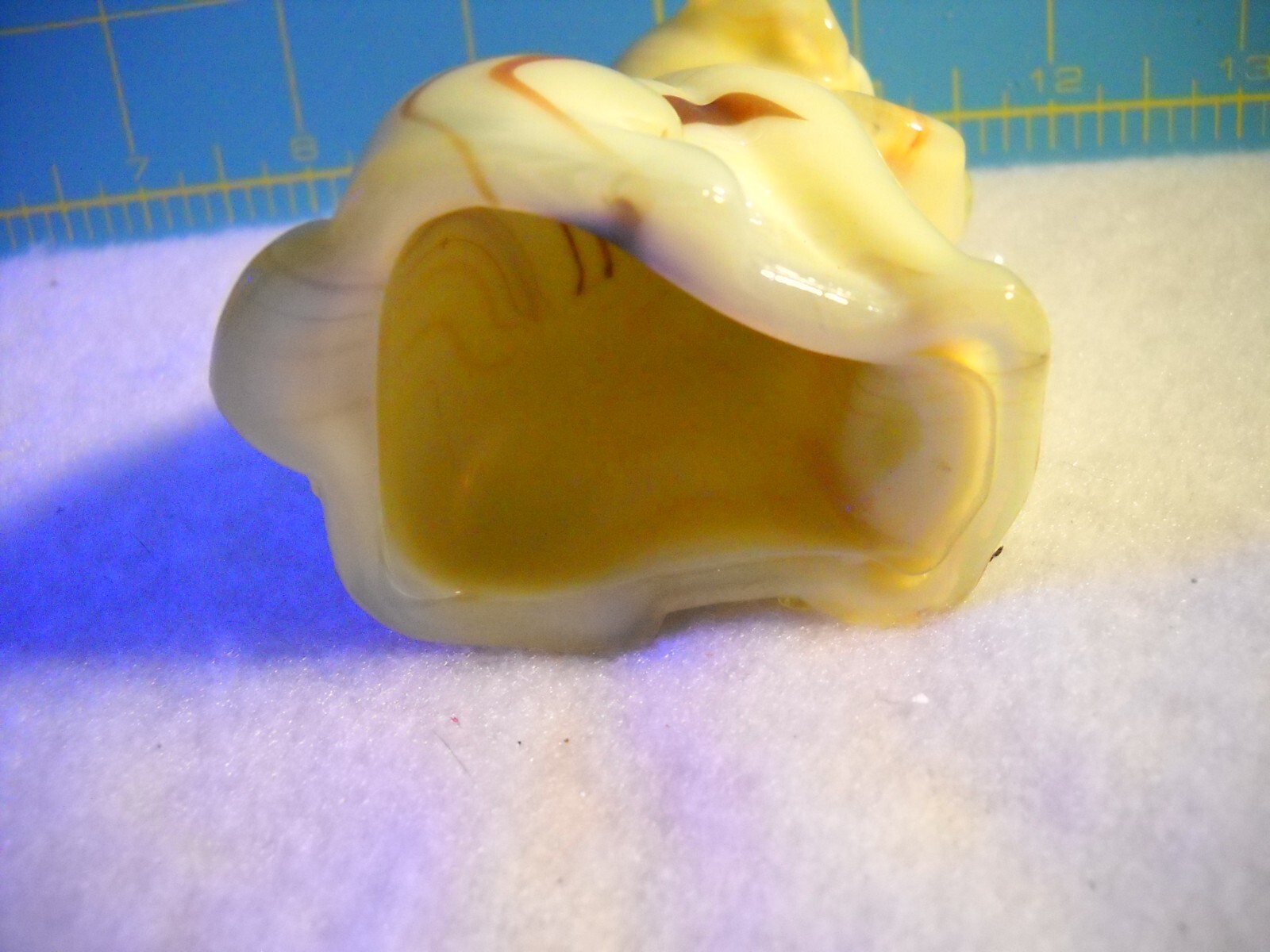 Vintage Boyd Art Glass Pooche Dog Old Ivory Slag #45 May 1981