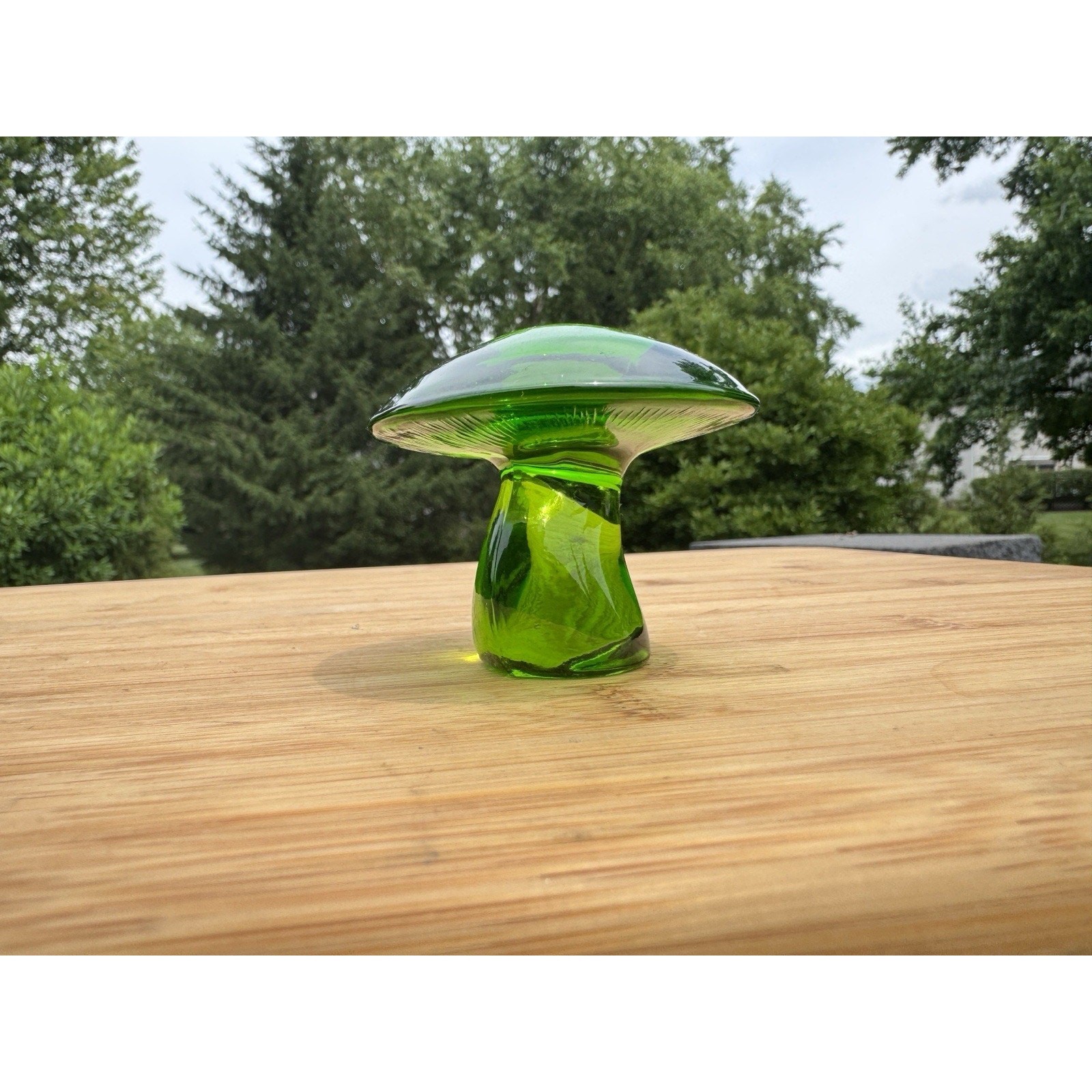 Vintage Viking Art glass mushroom paperweight Avacado Green W 2-3/4 X H 2-1/4”