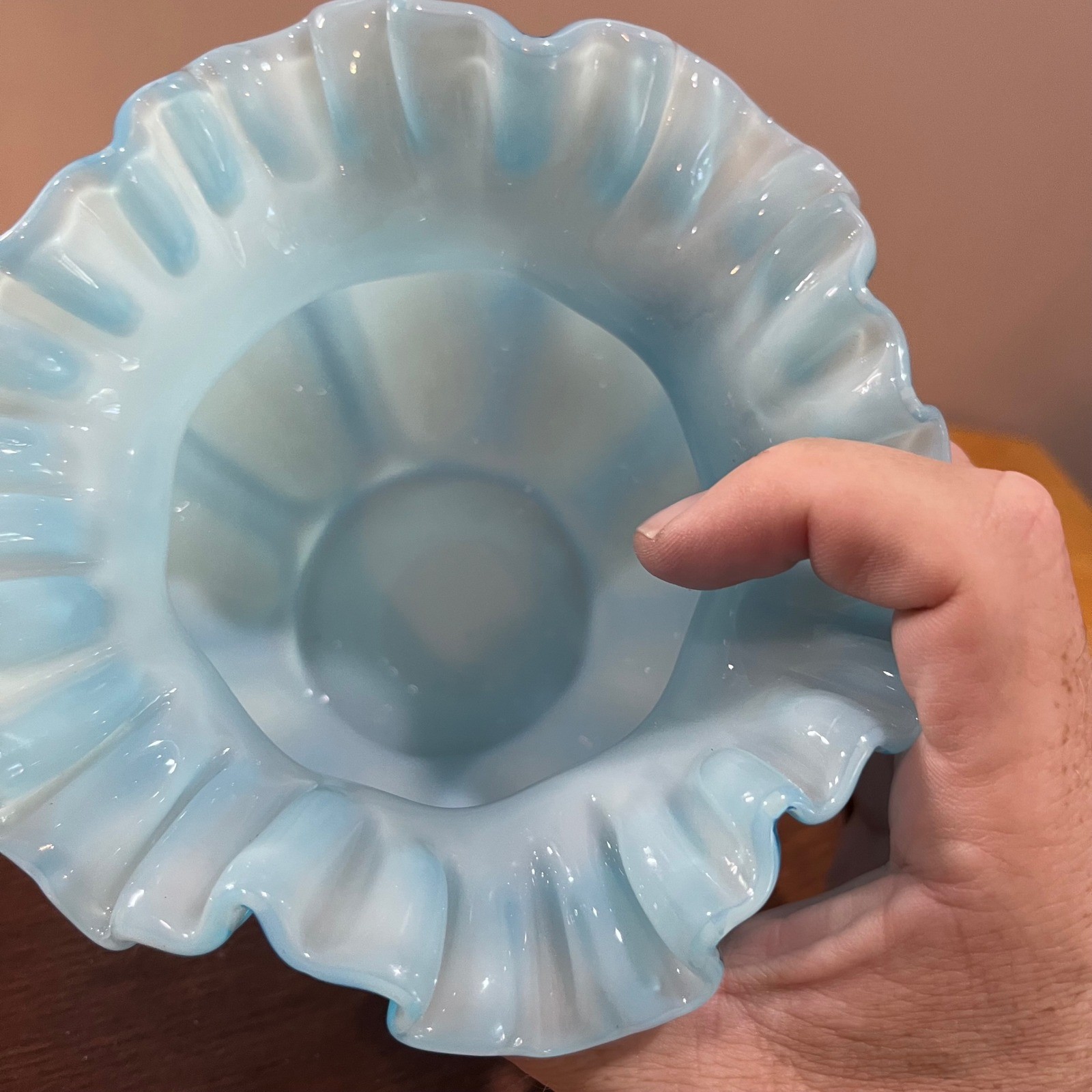 Vtg Blue Opalescent Melon Ribbed Ruffled Rim Art Glass Vase MCM Decor