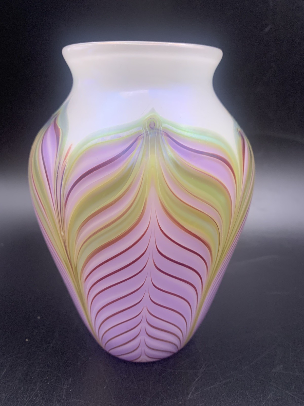 Zellique Art Glass Vase Pulled Feather Design
