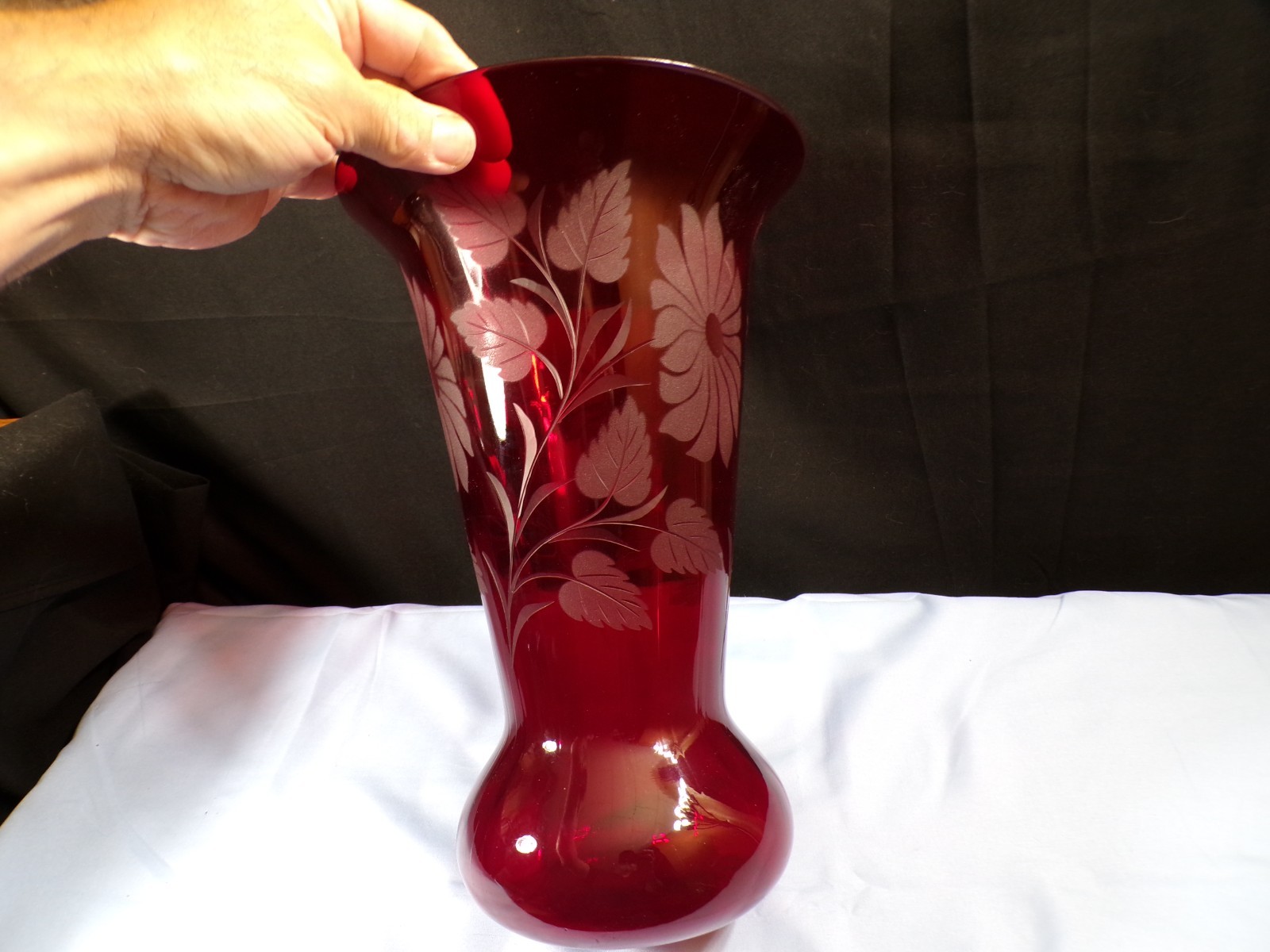 Large Vintage Fenton Ruby Red Glass Vase – Etched Floral Design 11 1/2″ Tall