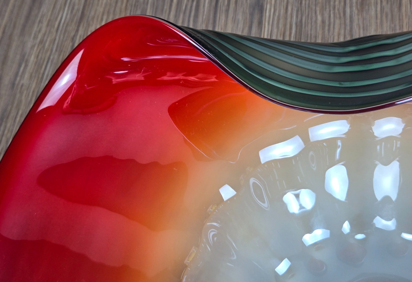Red, green & white art glass center bowl, pulled edges 16″ x 13″, unsigned