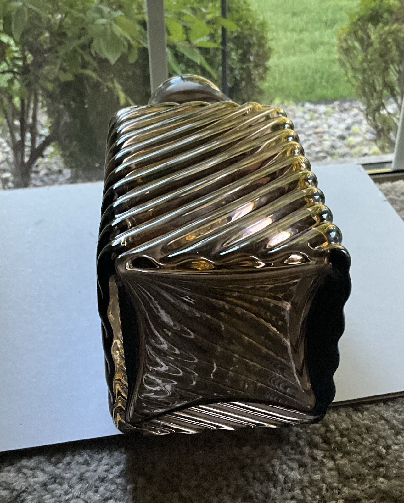 Amber Brown Luster Glass Diagonal Swirl Decanter Bottle w Stopper 9.5” EXCELLENT
