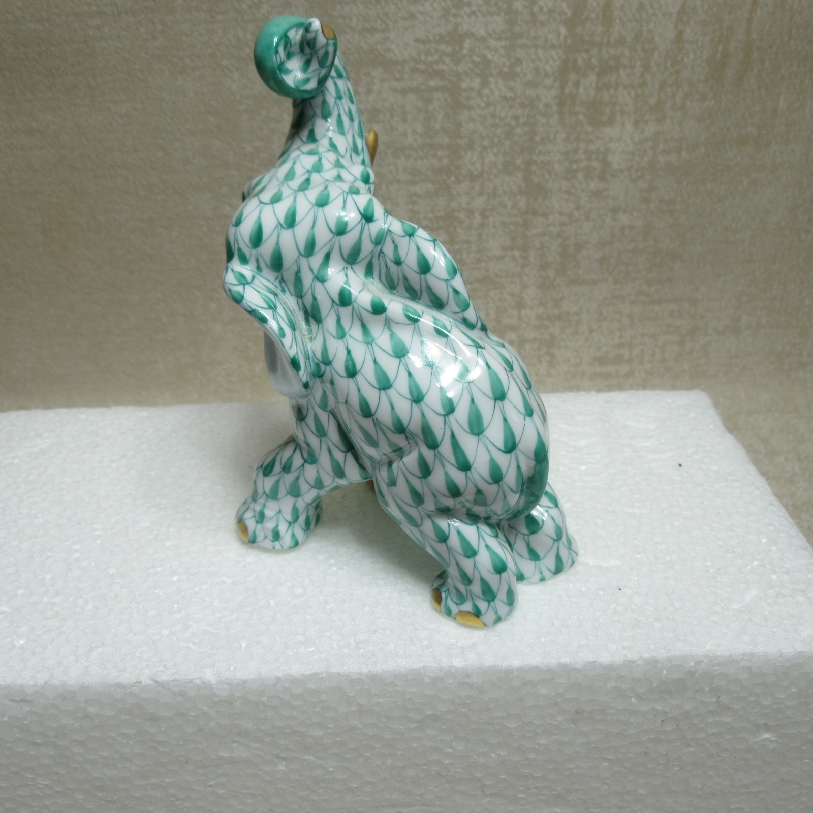 Herend Figurine Elephant Trunk Up Green Fishnet