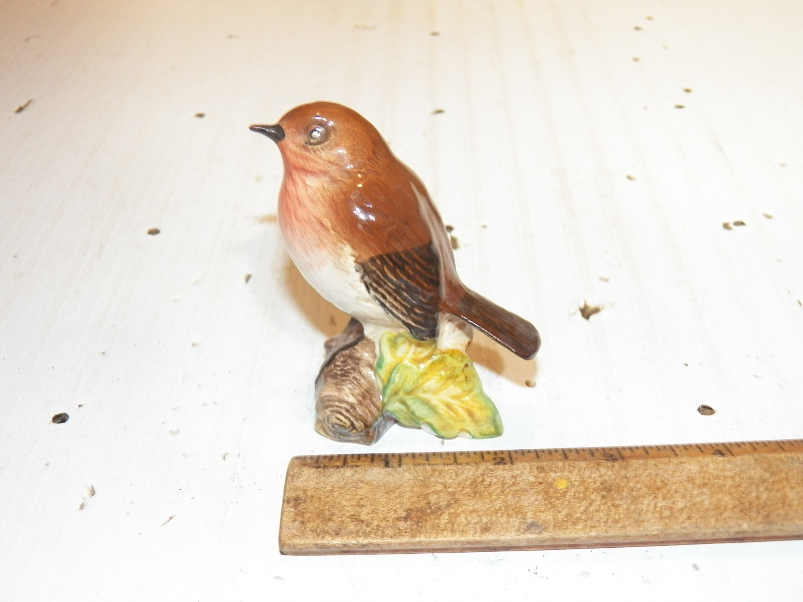 Vintage BESWICK Red-breasted Robin #980 Figurine