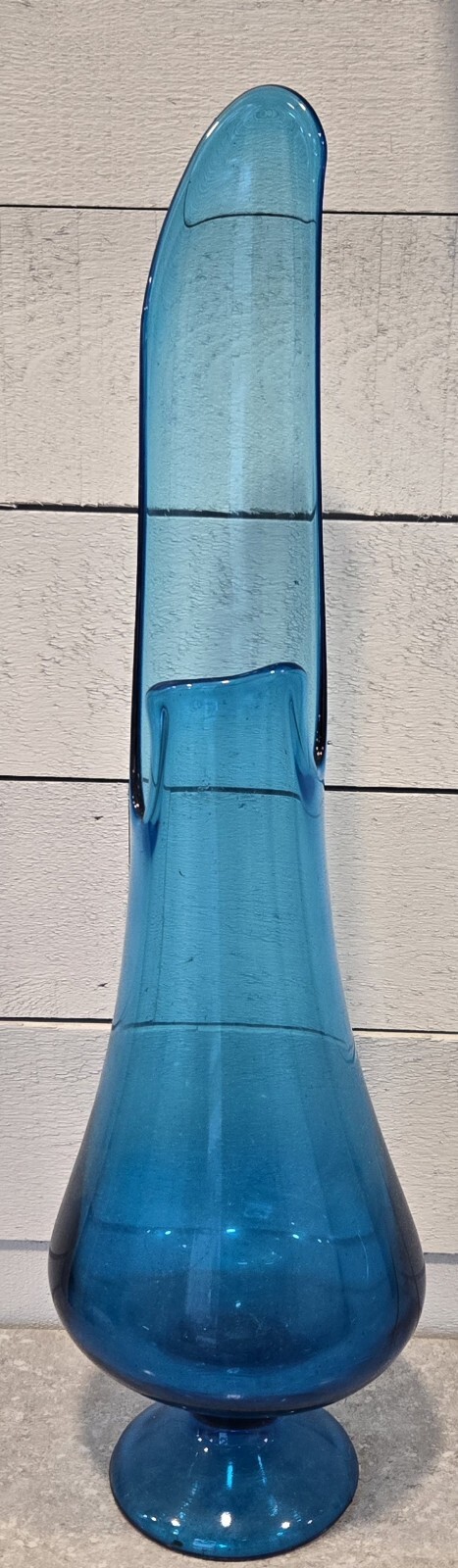 Vtg MCM 21″ Fayette L.E. Smith Swung Glass Turquoise Peacock Blue Smoothie Vase