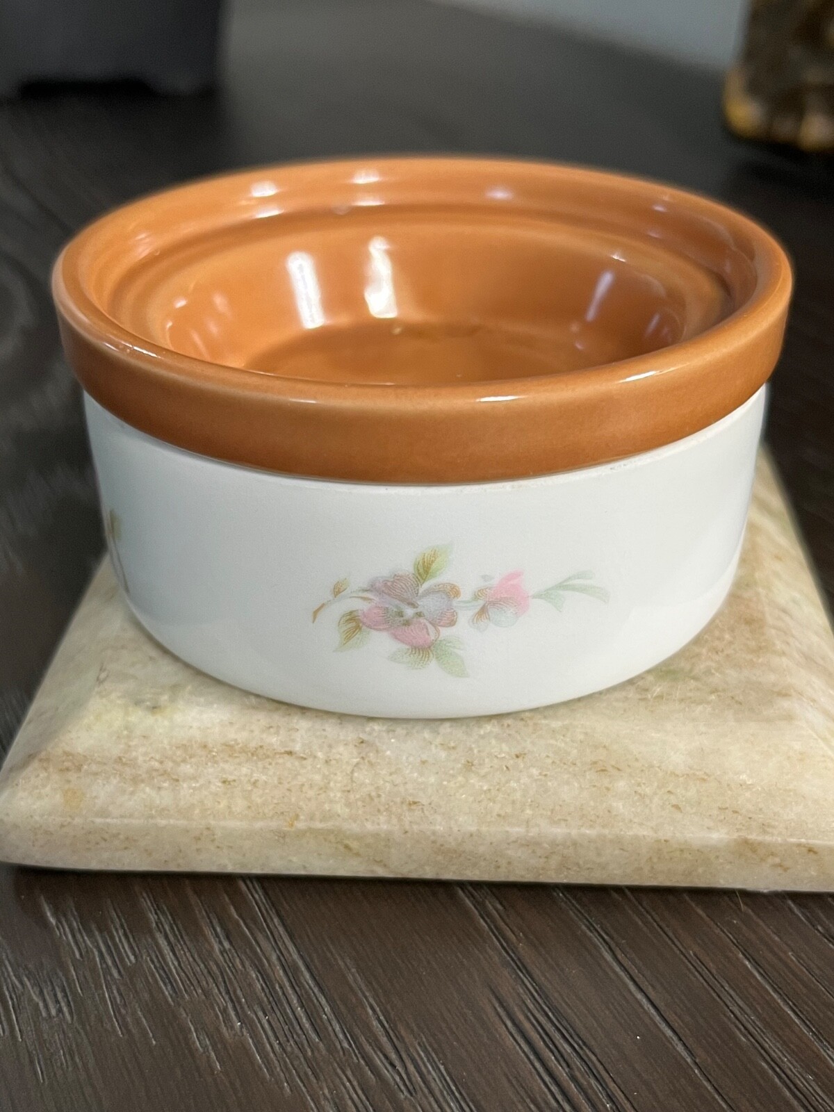 Limoges France Small Porcelain container with lid/cap