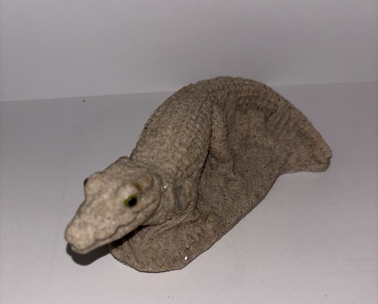 Sand Deco Aligator Crocodile Art Sculpture Paperweight Household Decor
