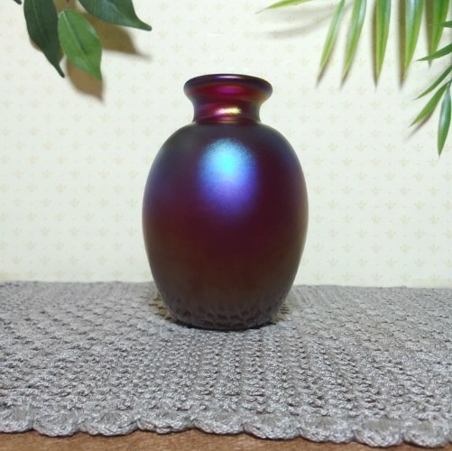 Iridescent Art Glass 5.5″ Vase Oil Slick Rainbow Hand Blown Studio Glass Signed