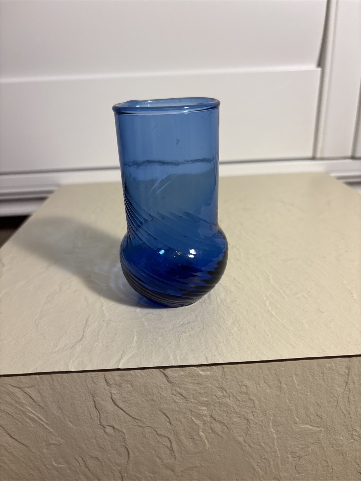 Vtg Hand blown Cobalt Blue Glass Vase 3.3” Swirl Pattern