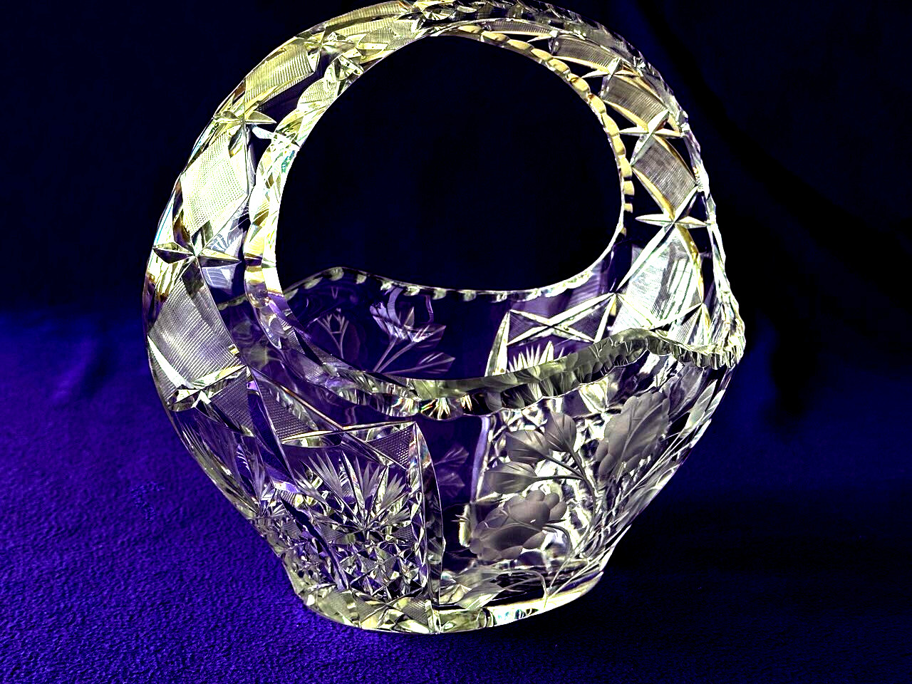 Antique Clear Cut Glass Crystal Basket 10.5″ h x 12″ l x 8.5″ w – ABP 1900-1919