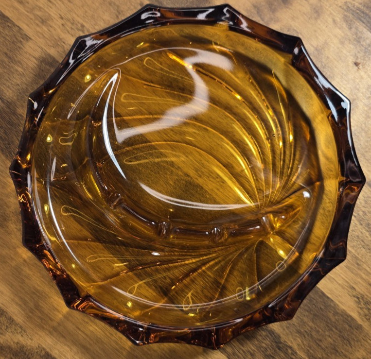 Vtg Viking Glass Amber Swirl Fantail Ashtray MCM Retro Decor Tobacciana 8″