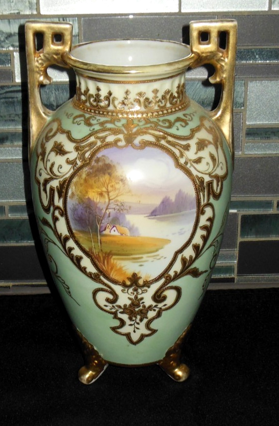ANTIQUE NIPPON DOUBLE HANDLE LARGE VASE GOLD GILDING PAINTED COTTAGE LAKE SCENE