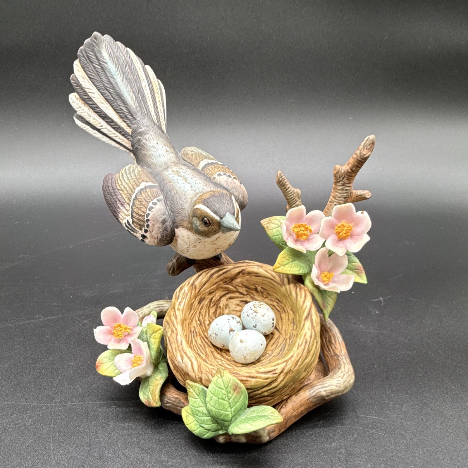 Andrea by Sadek Mockingbird figurine w/ nest & eggs, 9648, 1996