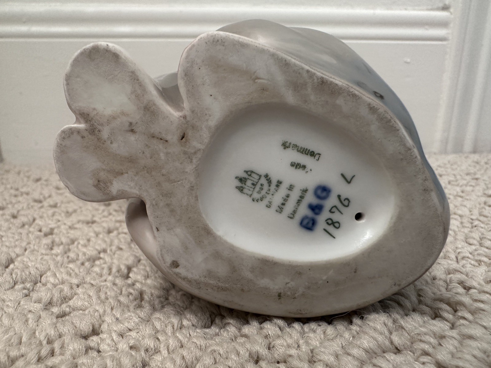 Lot of 3 porcelain cat figurines- Herend & Bing & Grøndahl blue & white antique