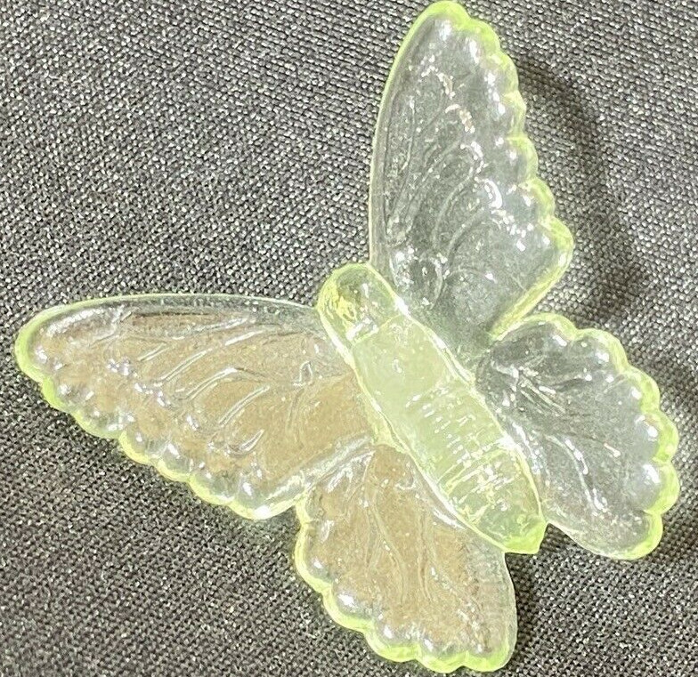 Green Vaseline glass butterfly insect monarch glow moth animal uranium selenium
