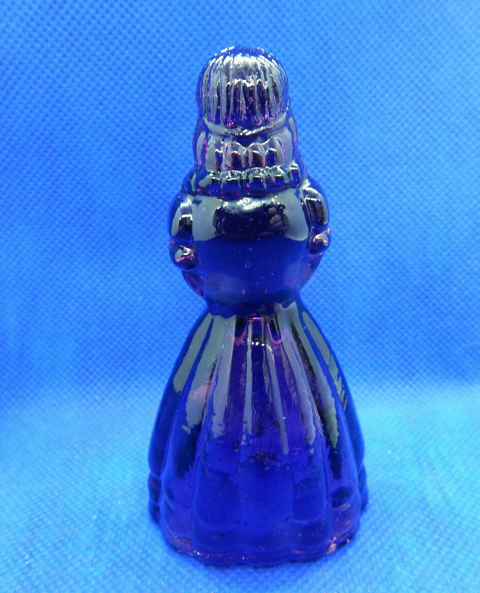 BOYD VINTAGE ART GLASS JENNIFER DOLL in ~ AMETHYST ~ COLOR GLASS 3.50″ TALL